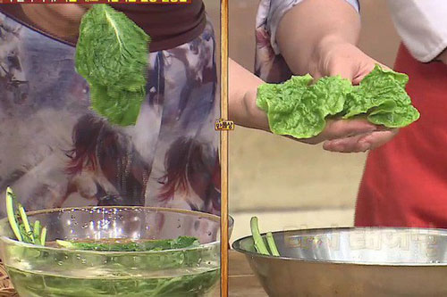 Rau héo đừng vội vứt đi, ngâm ngay vào thứ nước nhà nào cũng có "hô biến" rau héo thành tươi ngay lập tức