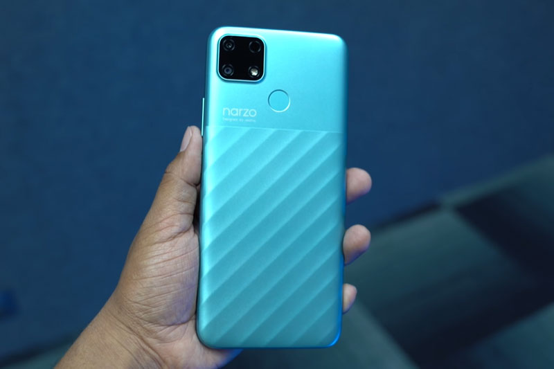 Smartphone RAM 4 GB, pin 6.000 mAh, sạc 18W, giá 3,99 triệu đồng tại Việt Nam