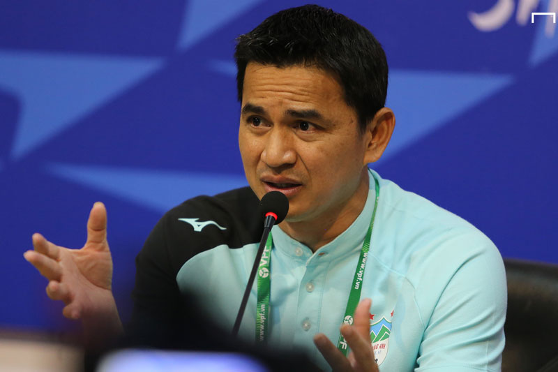 HLV Kiatisuk: 'Không thể so sánh HAGL với ĐT Thái Lan'