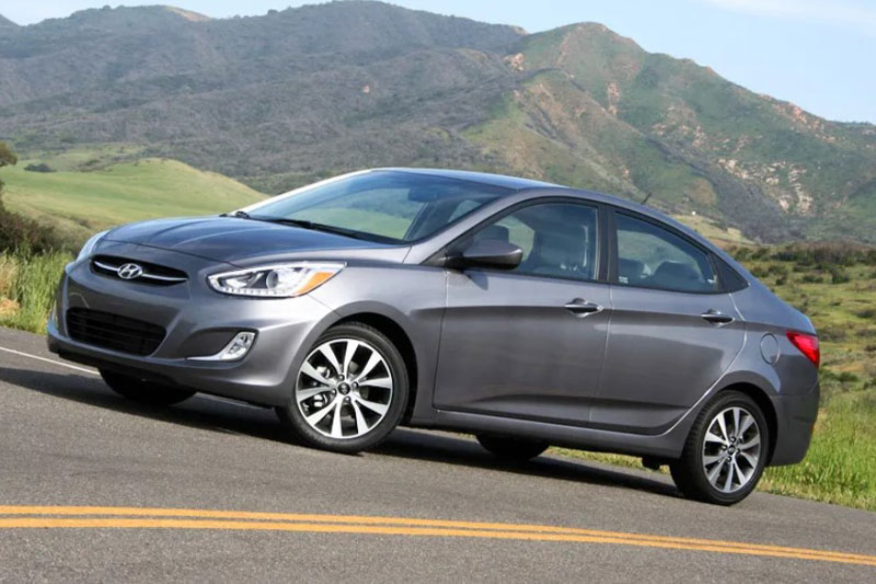 Hyundai Accent 2015 chạy 5 năm vẫn đắt khách
