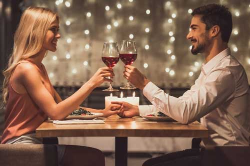 Những bí quyết giúp bạn ghi điểm trong buổi hẹn đầu tiên