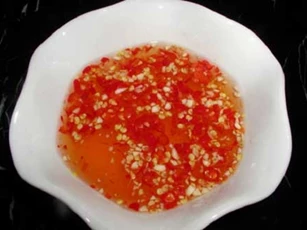 Bí quyết pha nước mắm ngon và đẹp mắt