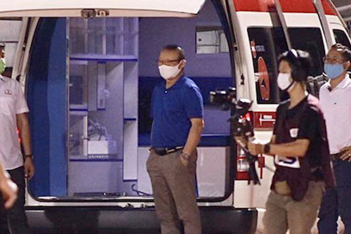 HLV Park Hang Seo đập vỡ điện thoại khi Hùng Dũng bị gãy chân