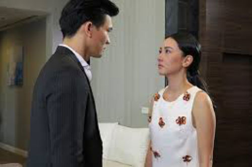 Chăm sóc mẹ chồng suốt 1 năm trời, tôi buồn lòng khi nhận được số tiền bà cho khi bán đất