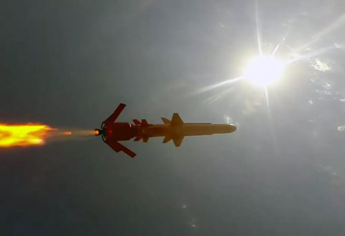 Ukraine khoe tên lửa khiến Nga ‘hoảng sợ’?