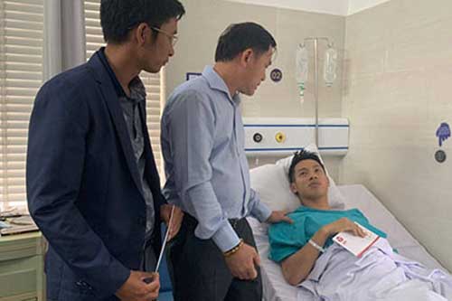 VPF tính chuyển bảo hiểm, CLB TP.HCM hỗ trợ tài chính cho Hùng Dũng