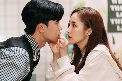 Cặp sao 'Thư ký Kim sao thế' giàu cỡ nào nếu về chung một nhà?