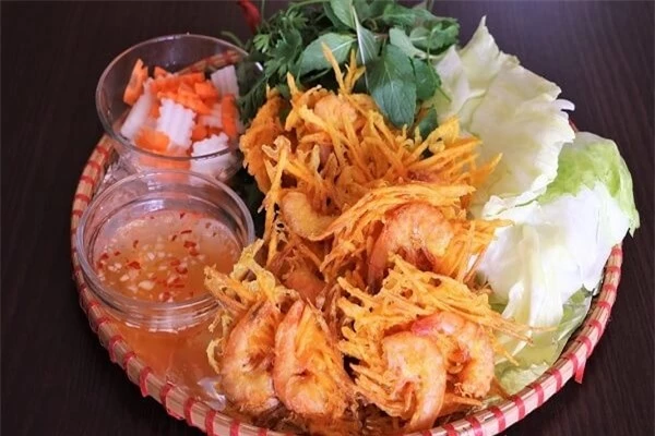 banh tom