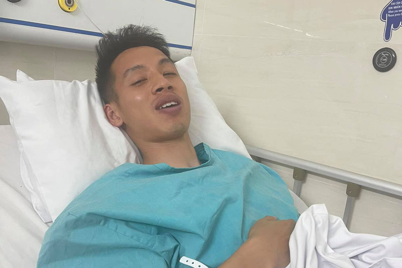 Vợ Hùng Dũng chia sẻ đầy xúc động về chấn thương của chồng