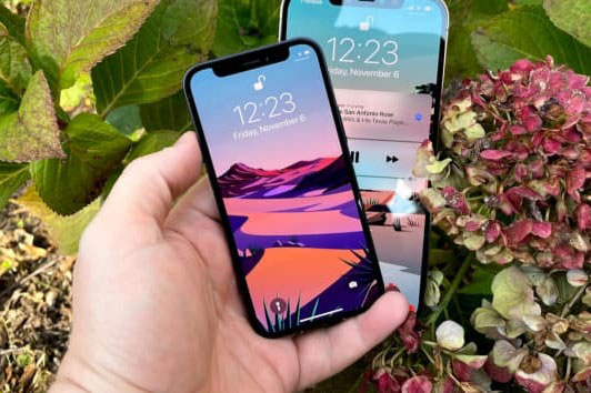 Hé lộ thời điểm Apple ra mắt iPhone không 'tai thỏ'
