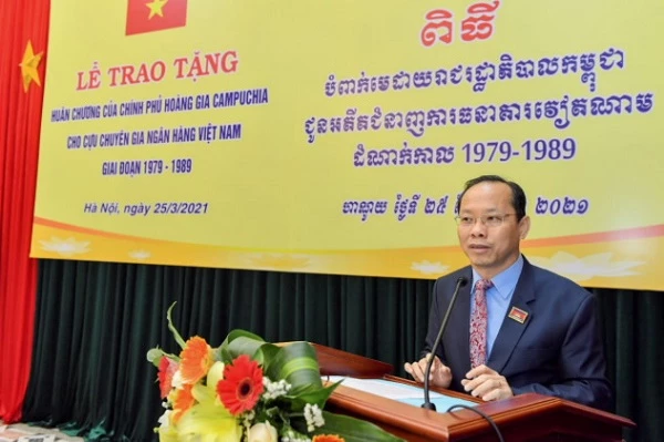Đại sứ Đặc mệnh toàn quyền Vương quốc Campuchia tại Việt Nam, Ngài Chay Navuth phát biểu tại buổi Lễ.