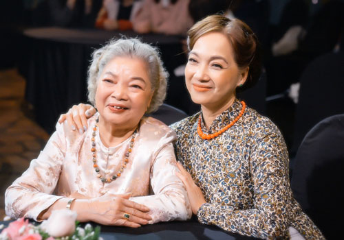 NSƯT Lê Mai: 'Chiều nào Lê Vân, Lê Khanh cũng lái ô tô đưa tôi đi ăn'