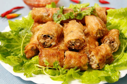 Muốn nem rán vàng ruộm để lâu không ỉu, hãy phết lên vỏ bánh nguyên liệu "vàng mười" này