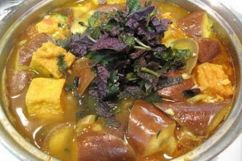 Om cà tím cùng nguyên liệu chưa đến 20 nghìn này sẽ có ngay một món thơm lừng, "thập toàn đại bổ"