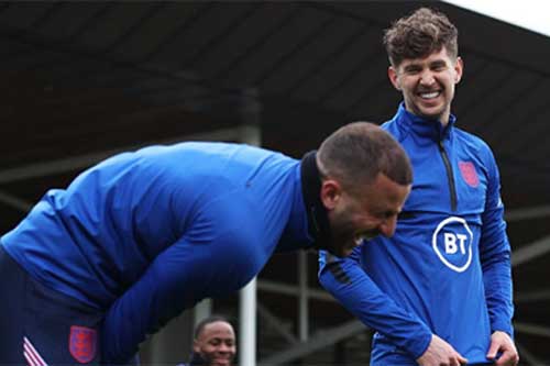 Stones: 'Man City giành cú ăn 4 sẽ giúp Anh thăng hoa ở EURO'