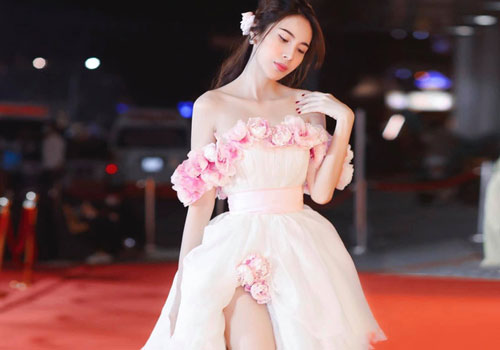 Ca sĩ Thủy Tiên mong antifan bớt nghiệt ngã với mình