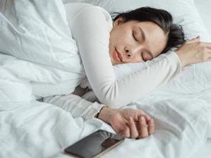 Ngủ trưa kiểu này bạn đã tự kéo dài thêm 15 năm tuổi thọ