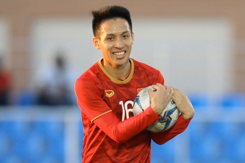 Hùng Dũng chấn thương nặng, HLV Park Hang-seo khó nghĩ