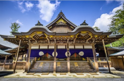 Ngôi đền linh thiêng cứ 20 năm được xây dựng lại một lần