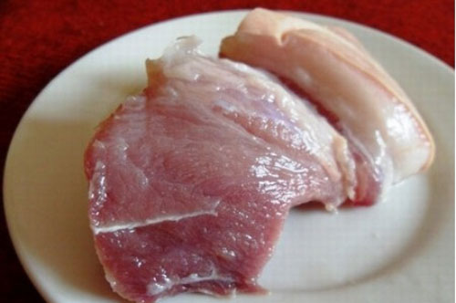 Sai lầm nghiêm trọng khi ăn thịt lợn bạn phải bỏ ngay