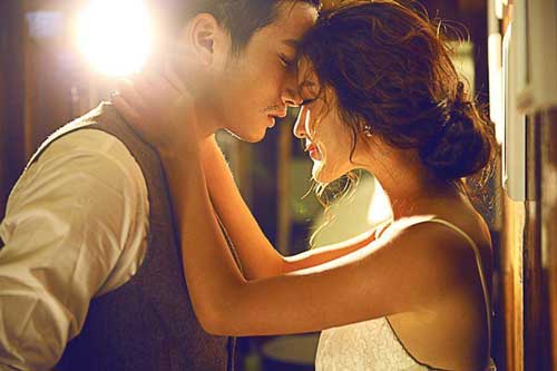 Bồ trẻ tìm đến tận nhà 'công bố' tin động trời khiến vợ muốn ngất xỉu