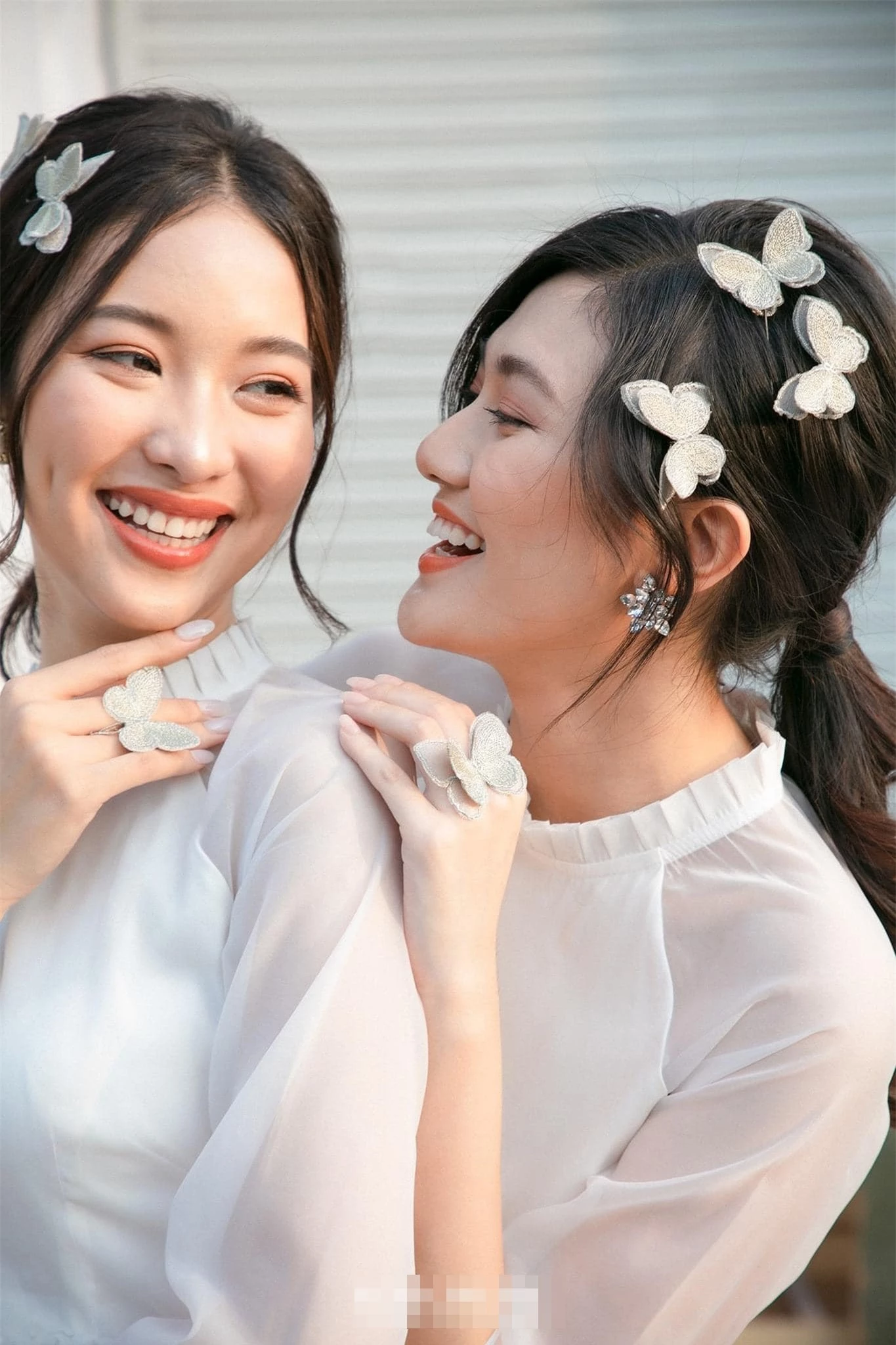 Hai người đẹp Hoa hậu Việt Nam 2020 đọ nhan sắc kiều diễm với áo dài ảnh 2