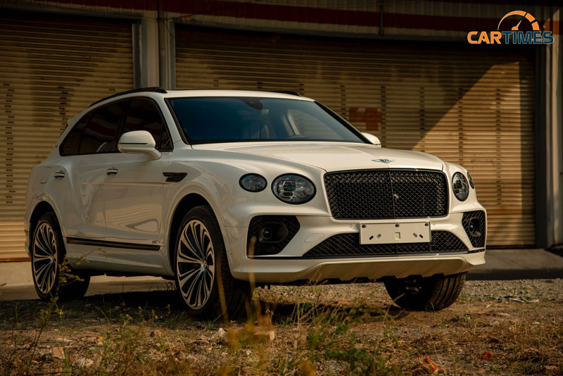 Chi tiết siêu xe Bentley Bentayga First Edition 2021 giá hơn 19 tỷ đồng tại Việt Nam