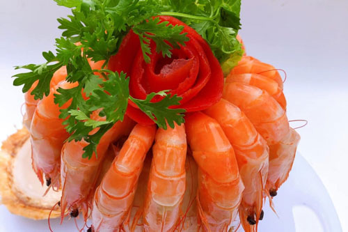 Mẹ đảm mách nước làm món tôm râu hấp nước dừa ngon "lịm tim" cả nhà thích mê