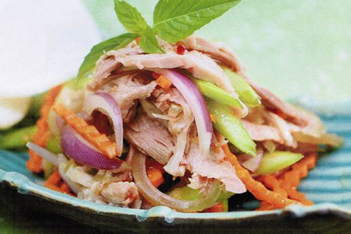 Tuyệt chiêu làm nộm thịt ba chỉ rau củ ngon hết nấc, ai cũng tấm tắc khen ngon