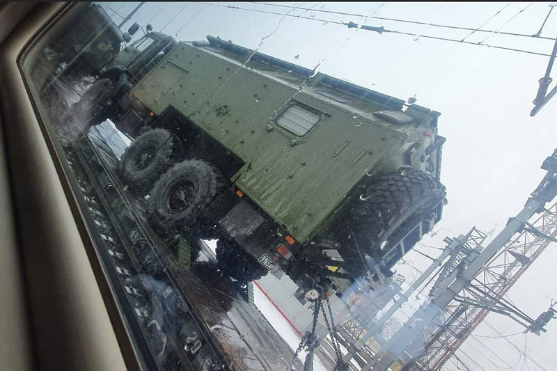 Nga triển khai xe bọc thép ở biên giới Ukraine.
