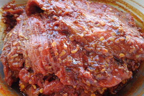 Chỉ bí quyết để ướp thịt ngon hơn ngoài hàng khiến cả nhà khó cưỡng