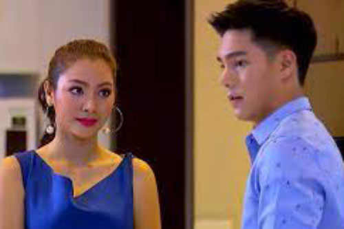 Kết thúc cuộc gọi nhưng chồng quên ngắt máy, nghe được lời nghẹn ngào: "Giá như được gặp em trước khi lấy vợ", cô vợ hành động quyết đoán khiến anh ta phải hổ thẹn