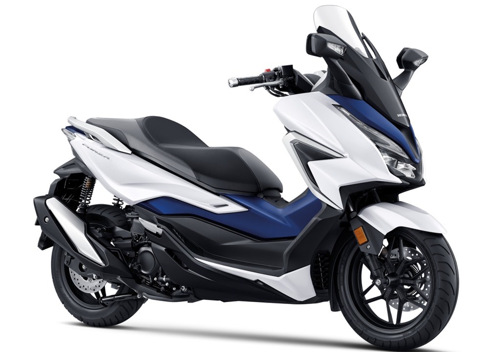 Yamaha Aerox 2021 sắp ra mắt đe dọa Honda Air Blade