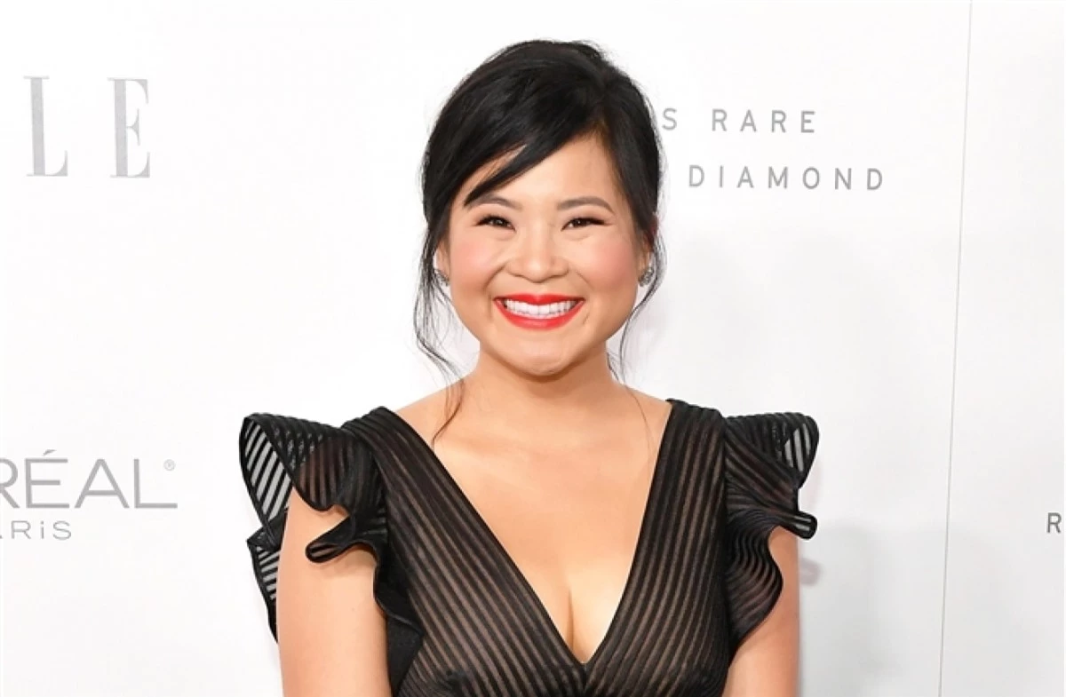 Kelly Marie Tran nổi tiếng nhờ phim bom tấn "Star Wars".