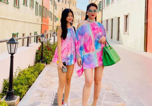 Con gái Trương Ngọc Ánh 13 tuổi đã cao 1m60, lấn át mẹ cả nhan sắc và chân dài cực phẩm