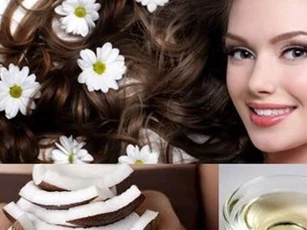 Chăm sóc tóc từ dầu dừa