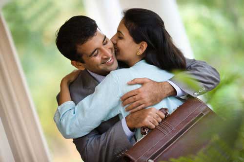 Những điều nhỏ nhặt nhưng lại khiến hôn nhân hạnh phúc