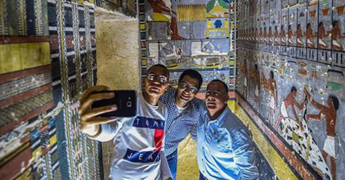 Bên trong ngôi mộ cổ nghìn năm tuổi ở Ai Cập màu vẫn nguyên... như mới