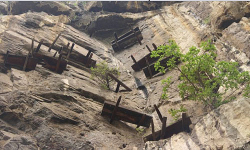 Những độc chiêu tàn ác nhằm chống trộm mộ của người xưa