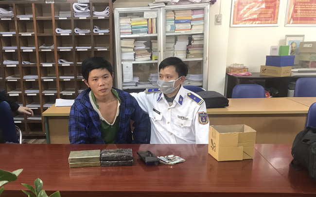 Bắt 3 đối tượng vận chuyển hơn 4kg heroin