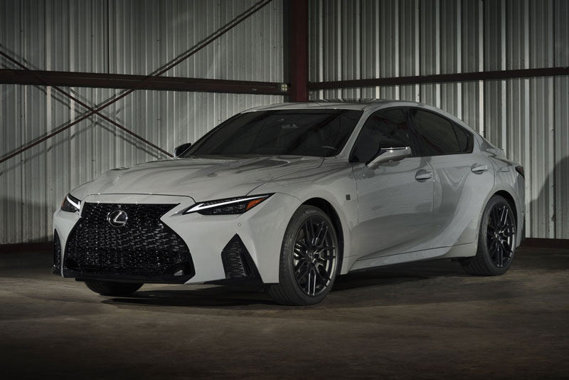 'Soi' Lexus IS 500 F Sport bản đặc biệt, sản xuất giới hạn 500 chiếc