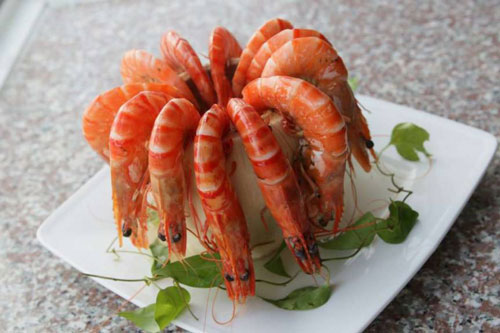 Đừng cho muối, dùng thứ gia vị này, món tôm hấp sẽ đỏ đẹp, thơm thịt gấp nhiều lần