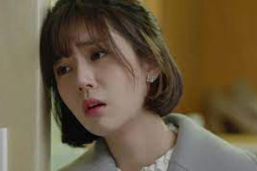 Ly hôn 5 tháng thì chồng cũ muốn quay lại, tôi đồng ý qua đêm để rồi phải bỏ chạy khỏi khách sạn khi nghe anh thú nhận một câu