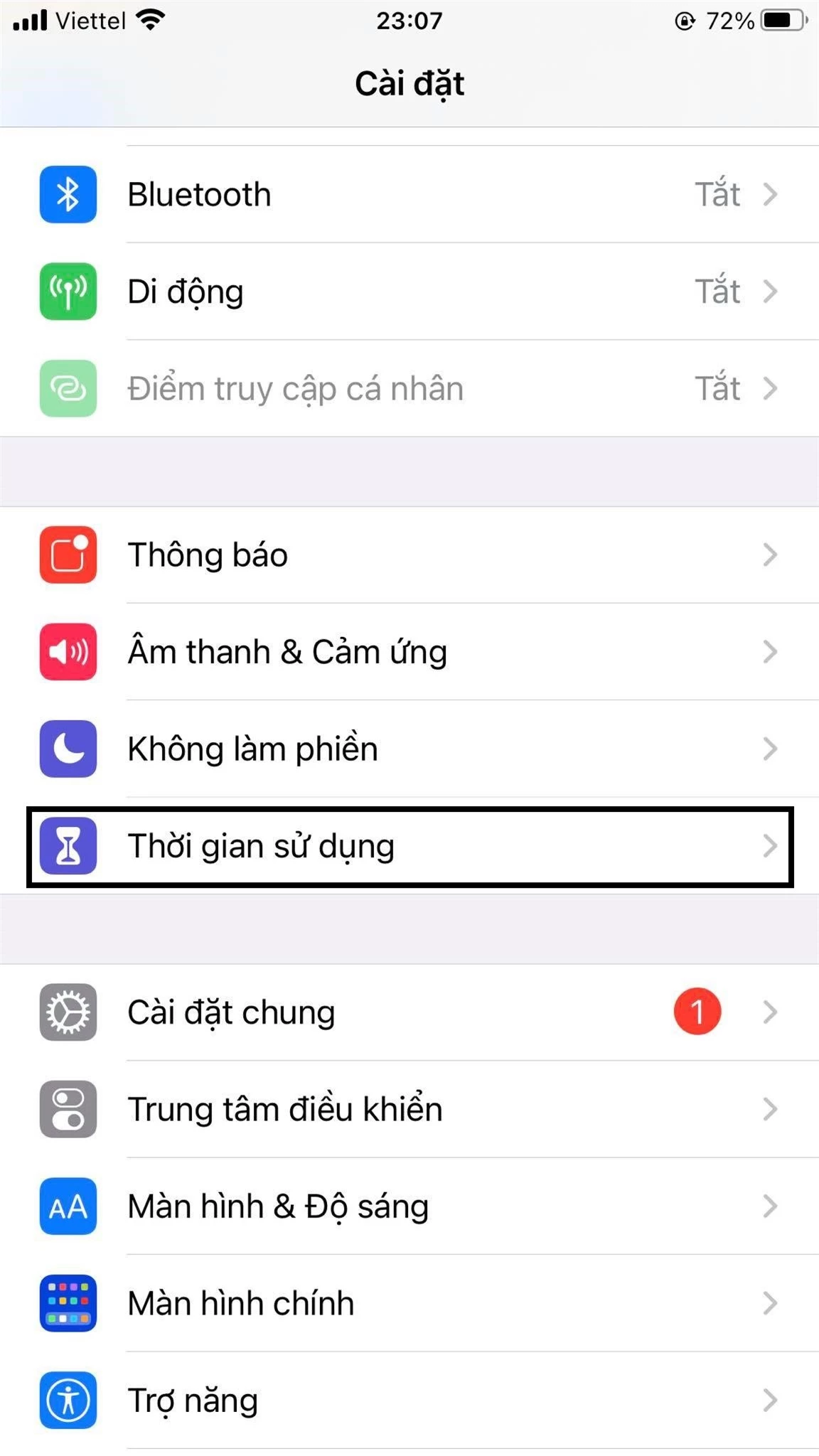 Hướng dẫn cách tắt quảng cáo khi xem video YouTube trên iPhone ảnh 1