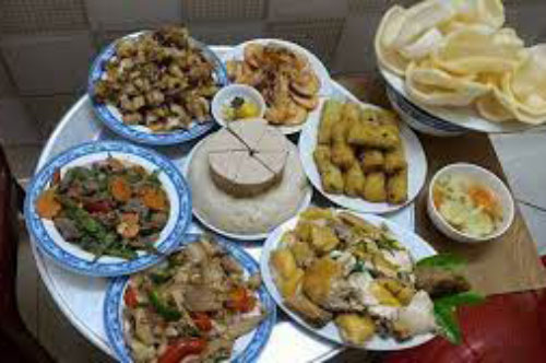 Mẹ chồng đưa 500 nghìn dặn làm 2 mâm cỗ cúng, nàng dâu có pha xứ lý cực "đẹp" và nhanh gọn khiến hội chị em "vỡ vạc" nhiều điều