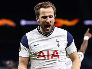 Kane lấp lửng về tương lai tại Tottenham, MU mừng thầm