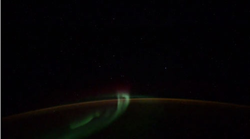 Phi hành gia Nga phát hiện vật thể nghi UFO