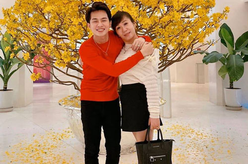 Mẹ ruột của Jack bức xúc khi có người cố tình chia rẽ tình mẫu tử: 'Đừng xúc phạm đến tình thương thầm lặng tôi dành cho con'