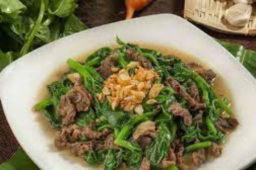 Không phải luộc hay nấu canh, ăn mùng tơi theo cách này mới là chuẩn nhất