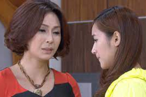 Nửa đêm, chị dâu trong tình trạng quần áo xộc xệch, khóc lóc chạy sang cầu cứu làm vợ chồng tôi ngao ngán